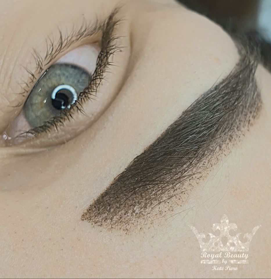 semi-permanent eyebrows